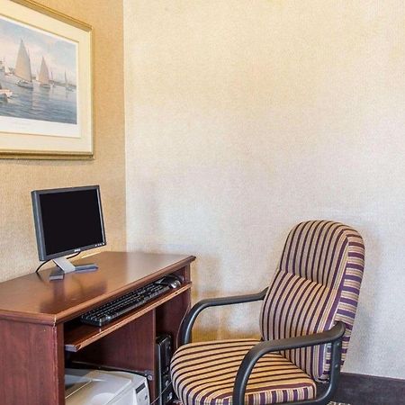 Quality Inn Mystic-Groton Экстерьер фото