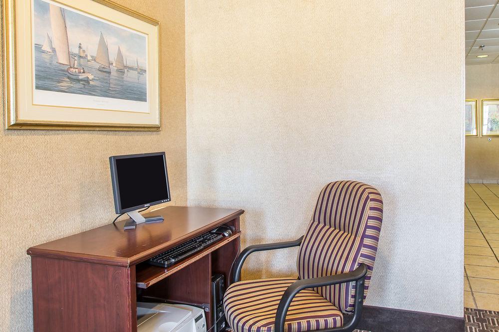 Quality Inn Mystic-Groton Экстерьер фото